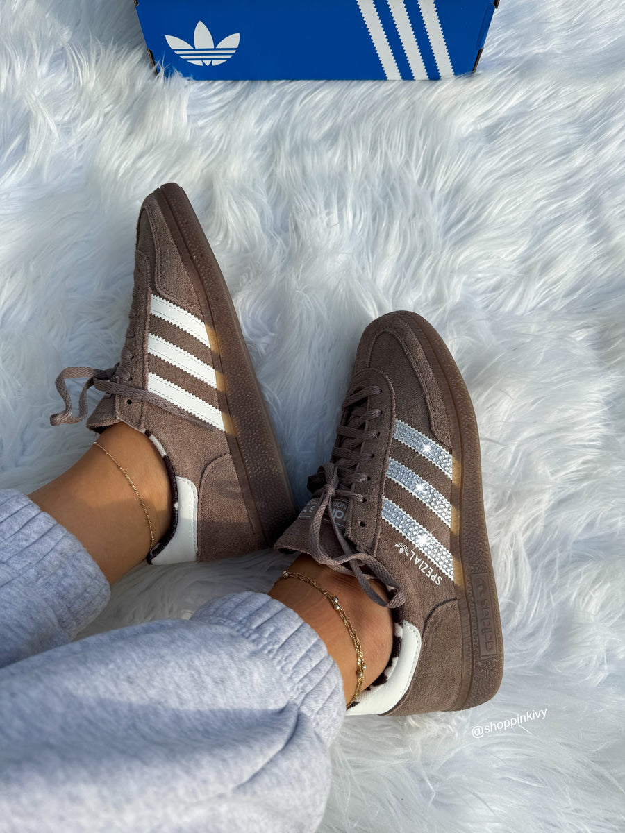 adidas gazelle silver green womens adidas Samba OG Shoes - Women's - Silver / Cloud White / White