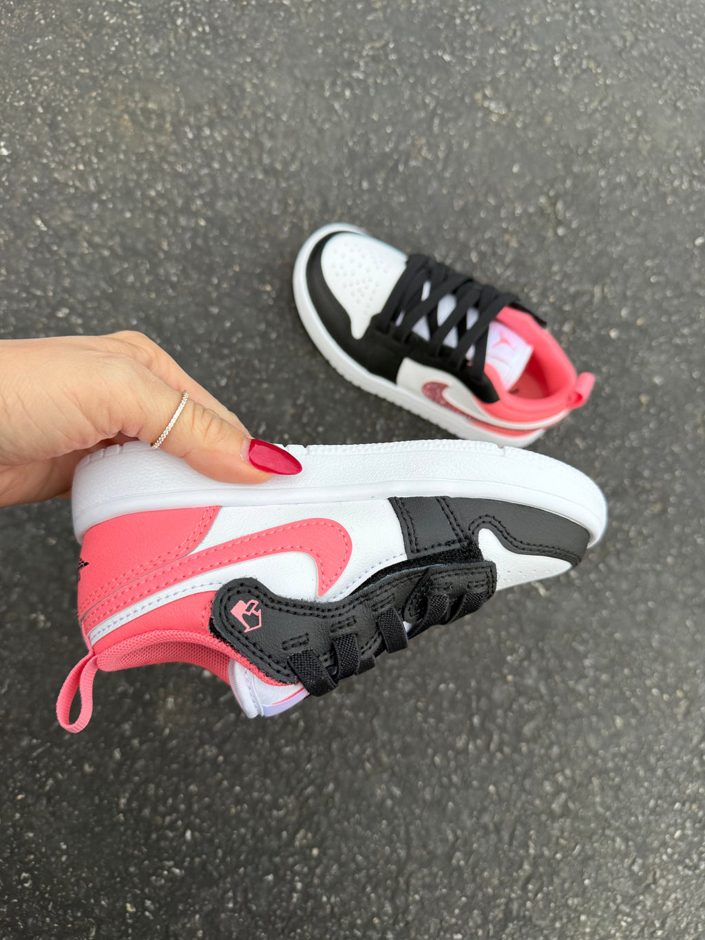 TALLA 11Y Zapatillas Air Jordan 1 Low Swarovski Negro Rosa