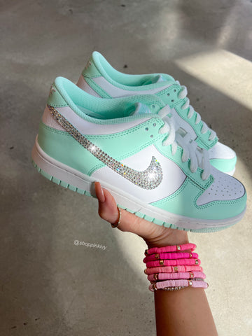 Zapatos Nike Dunk para mujer con Swarovski en color menta