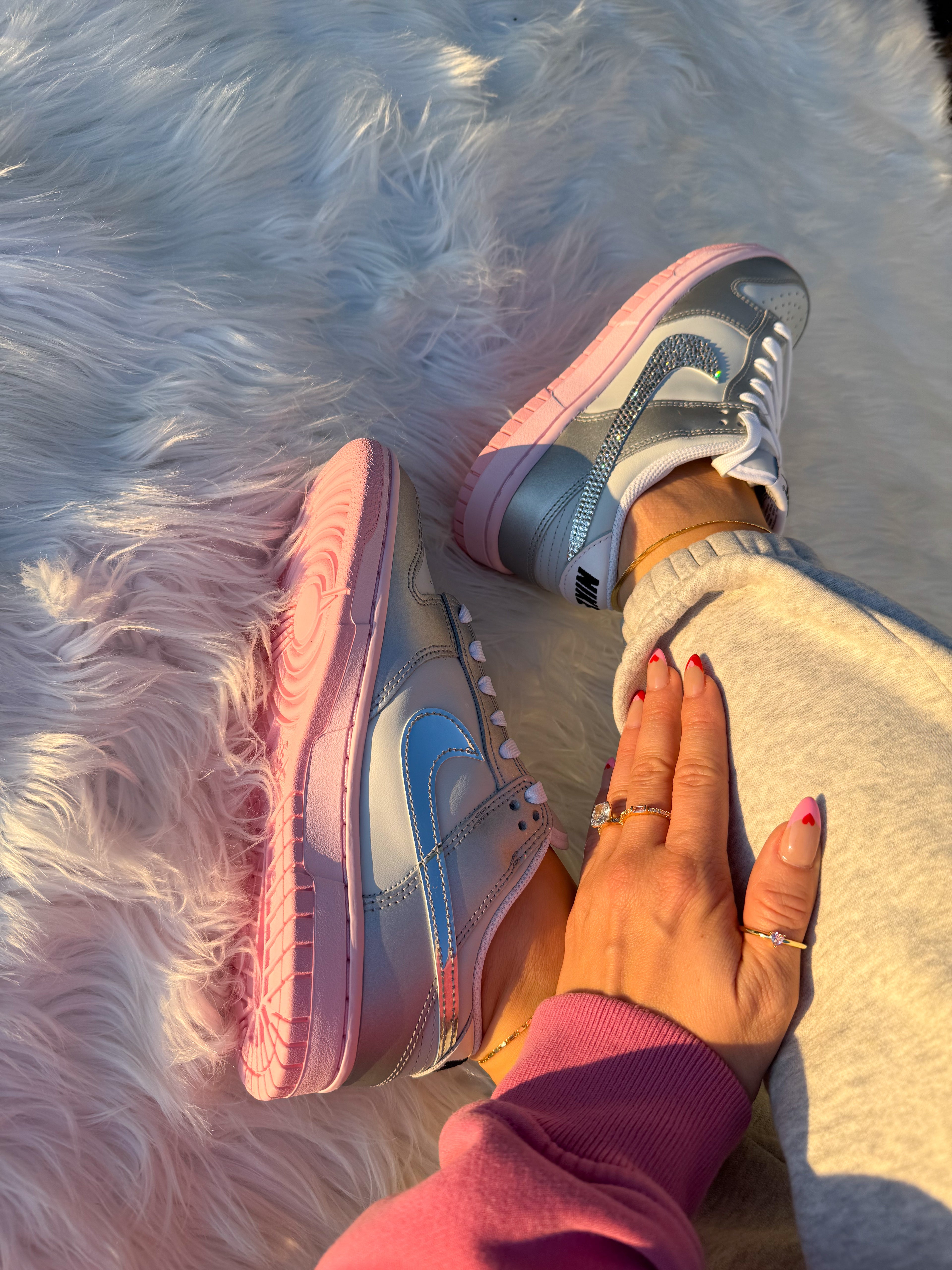 Zapatillas Nike Dunk para mujer en rosa chicle y Swarovski plateado