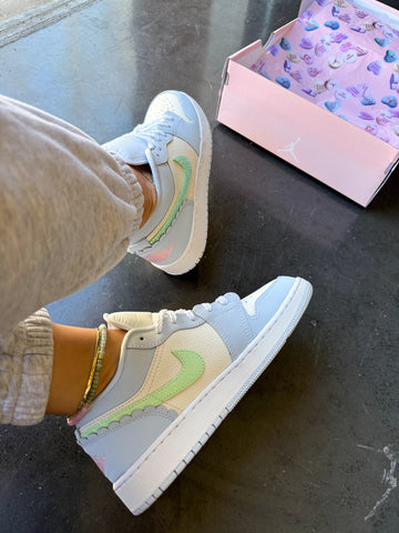 Spring ‘26 Swarovski Women’s Air Jordan 1 Low Shoes
