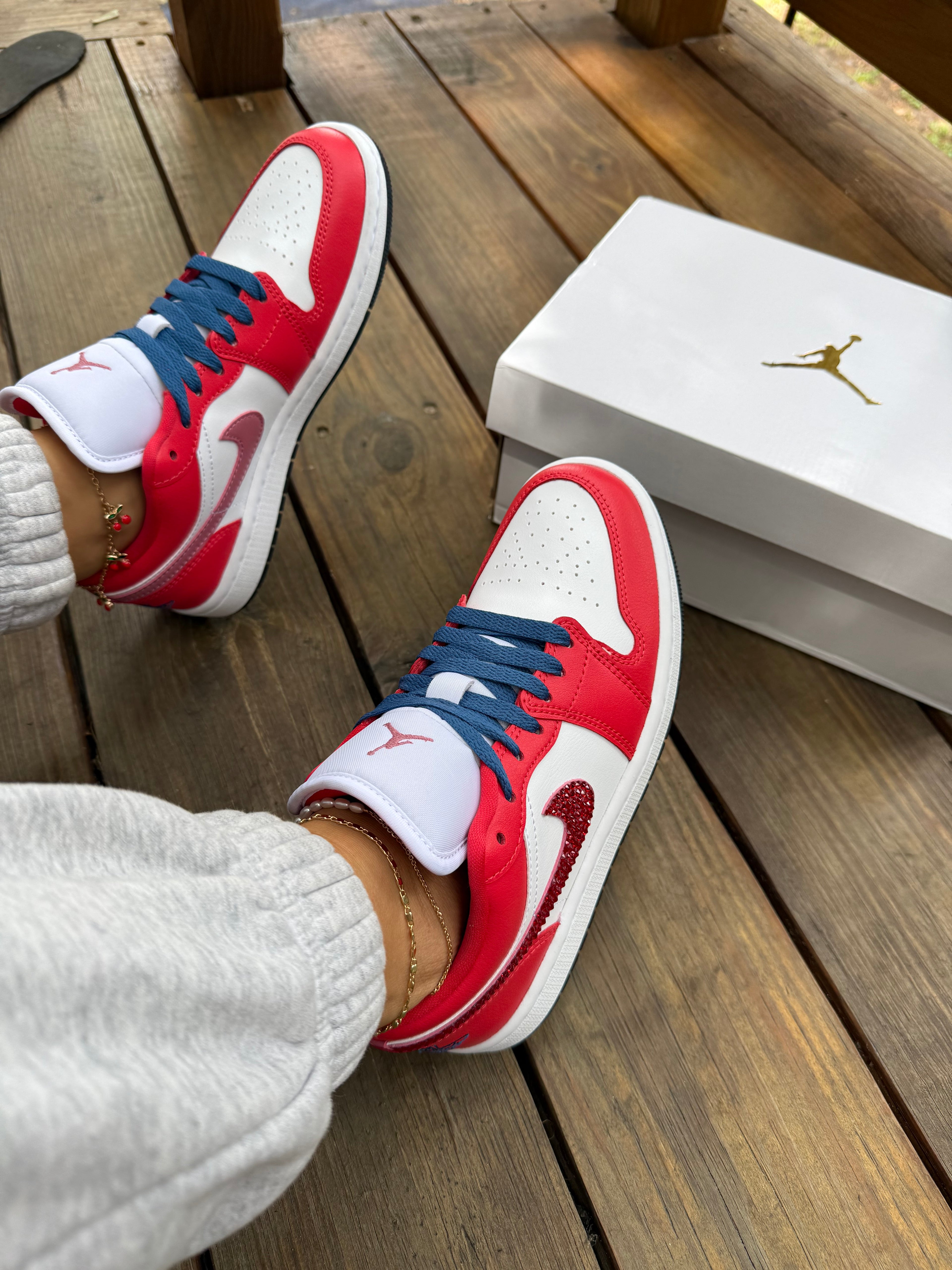 Americana Swarovski Women’s Air Jordan 1 Low Shoes