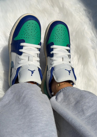 NEW Blue & Green Swarovski Women’s Air Jordan 1 Low Shoes
