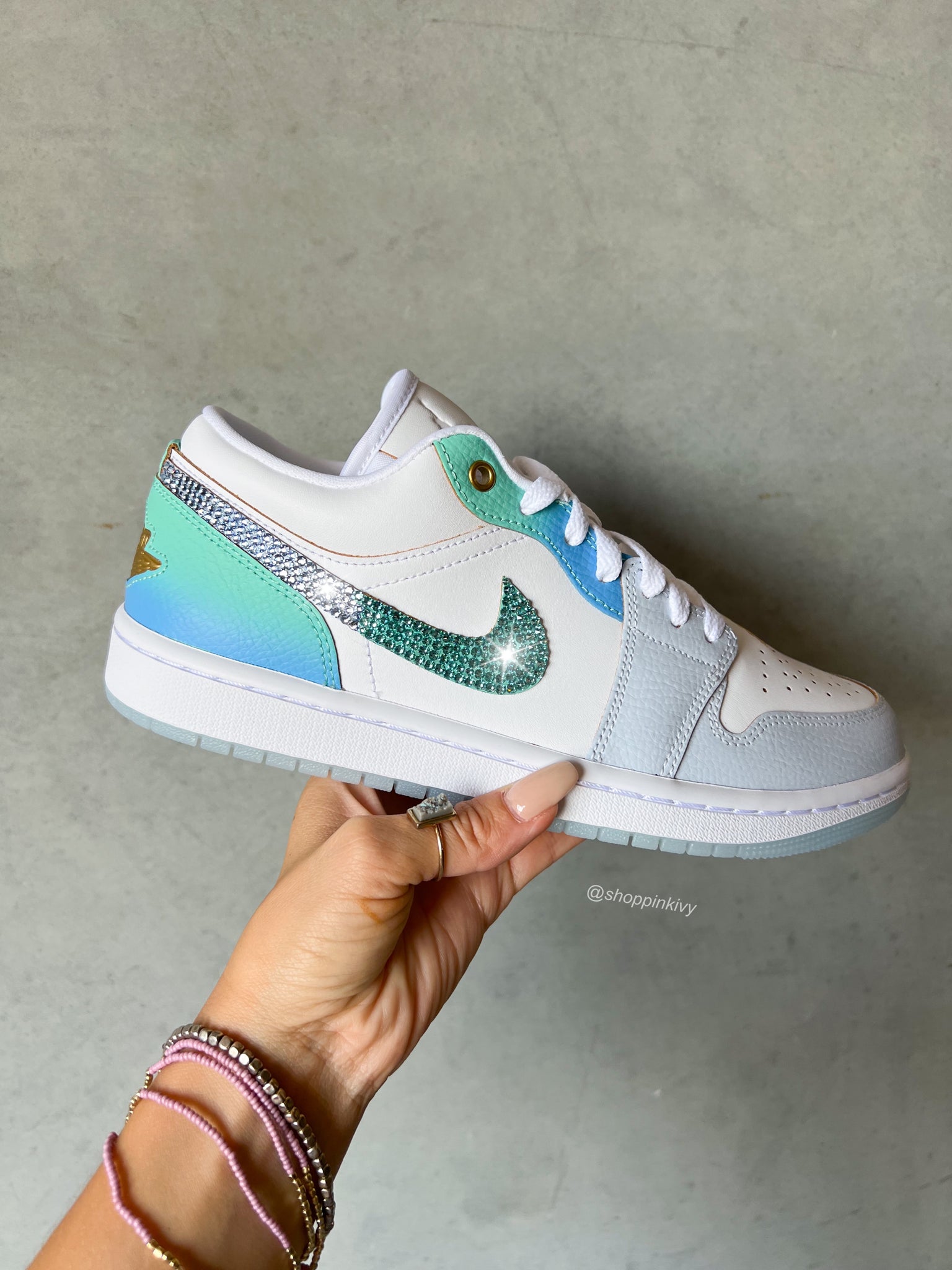 Special Edition Swarovski Women’s Air Jordan Retro 1 Low Shoes