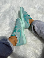 Zapatillas Air Jordan 1 Retro OG Low Edición Especial Aqua Swarovski para Mujer