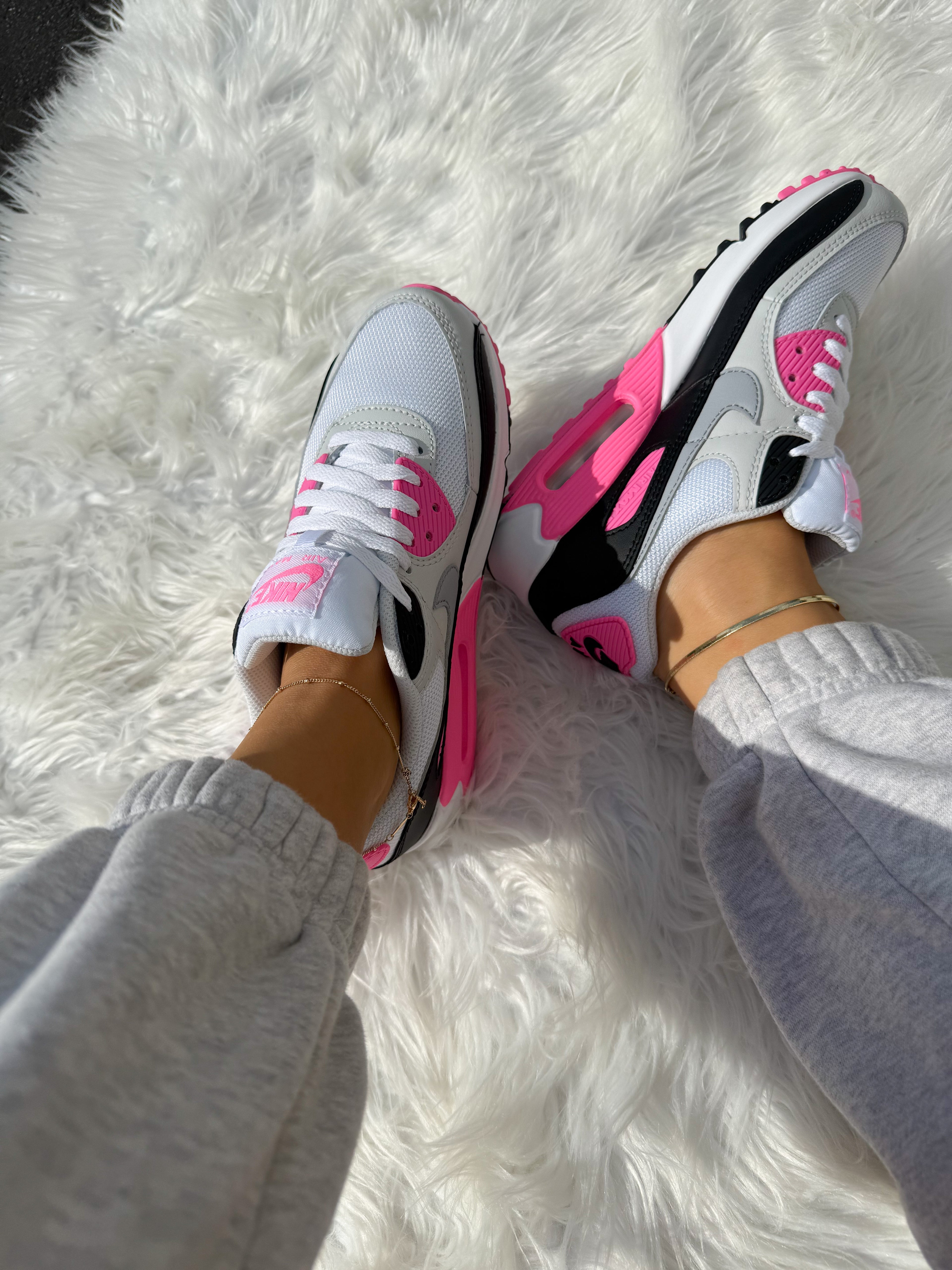 Bubblegum Pink Swarovski Nike Air Max 90