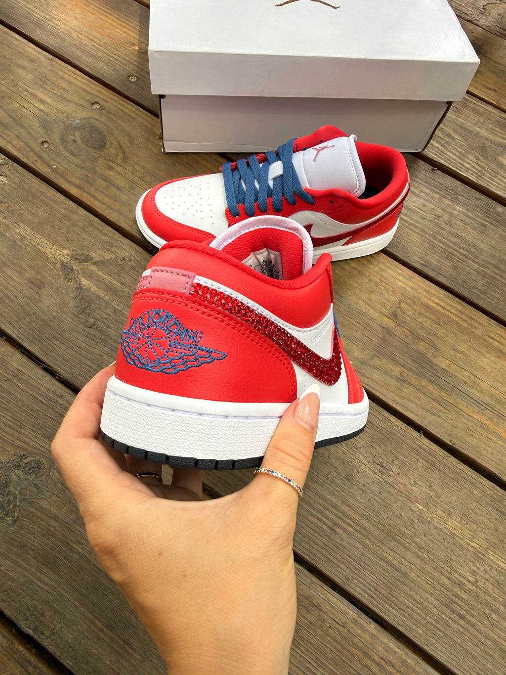 Americana Swarovski Women’s Air Jordan 1 Low Shoes