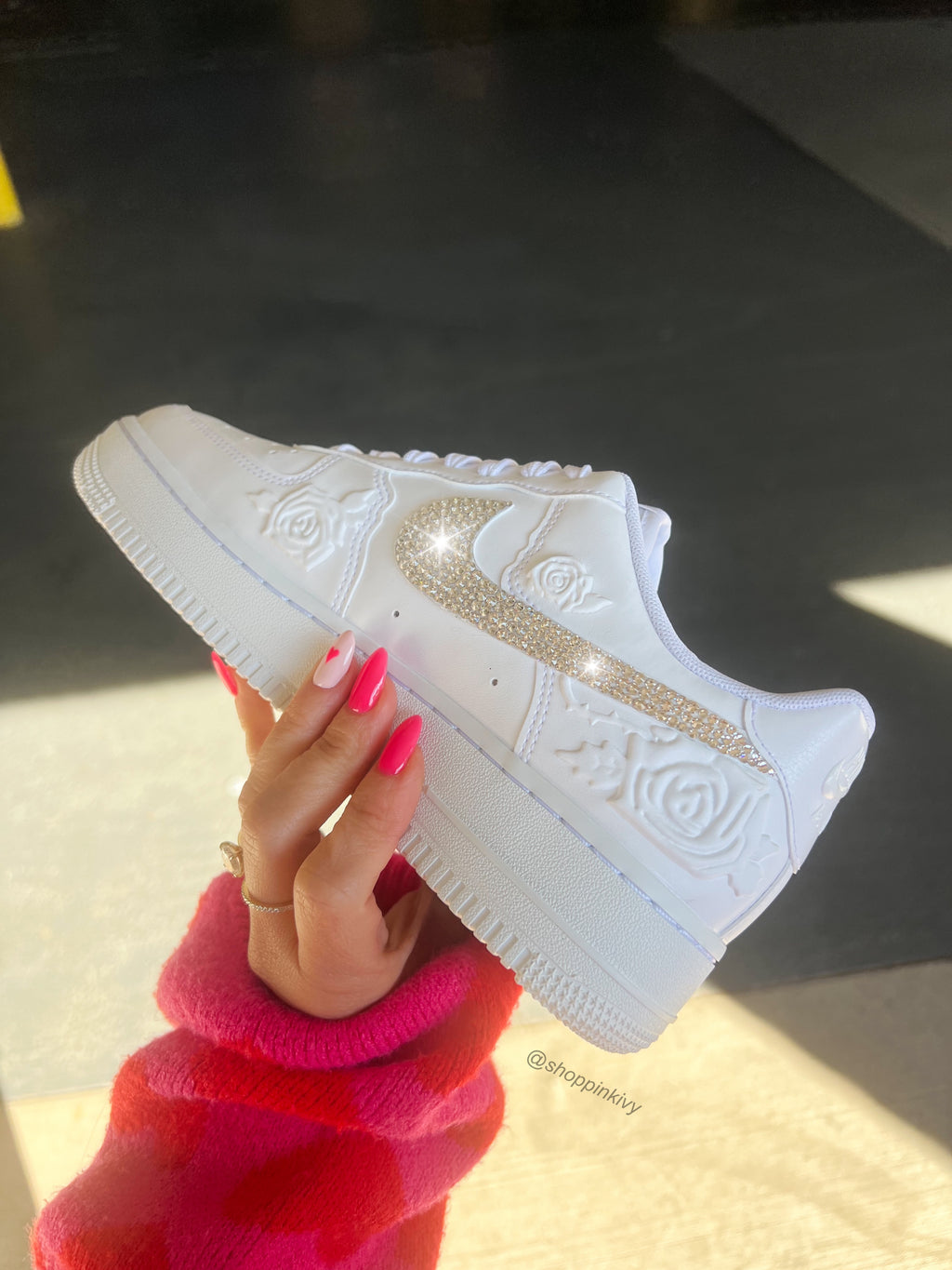 SIZE 8.5 White Roses Swarovski Nike Air Force 1 ST