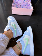 Zapatillas Air Jordan 1 Low Swarovski para mujer Primavera '26