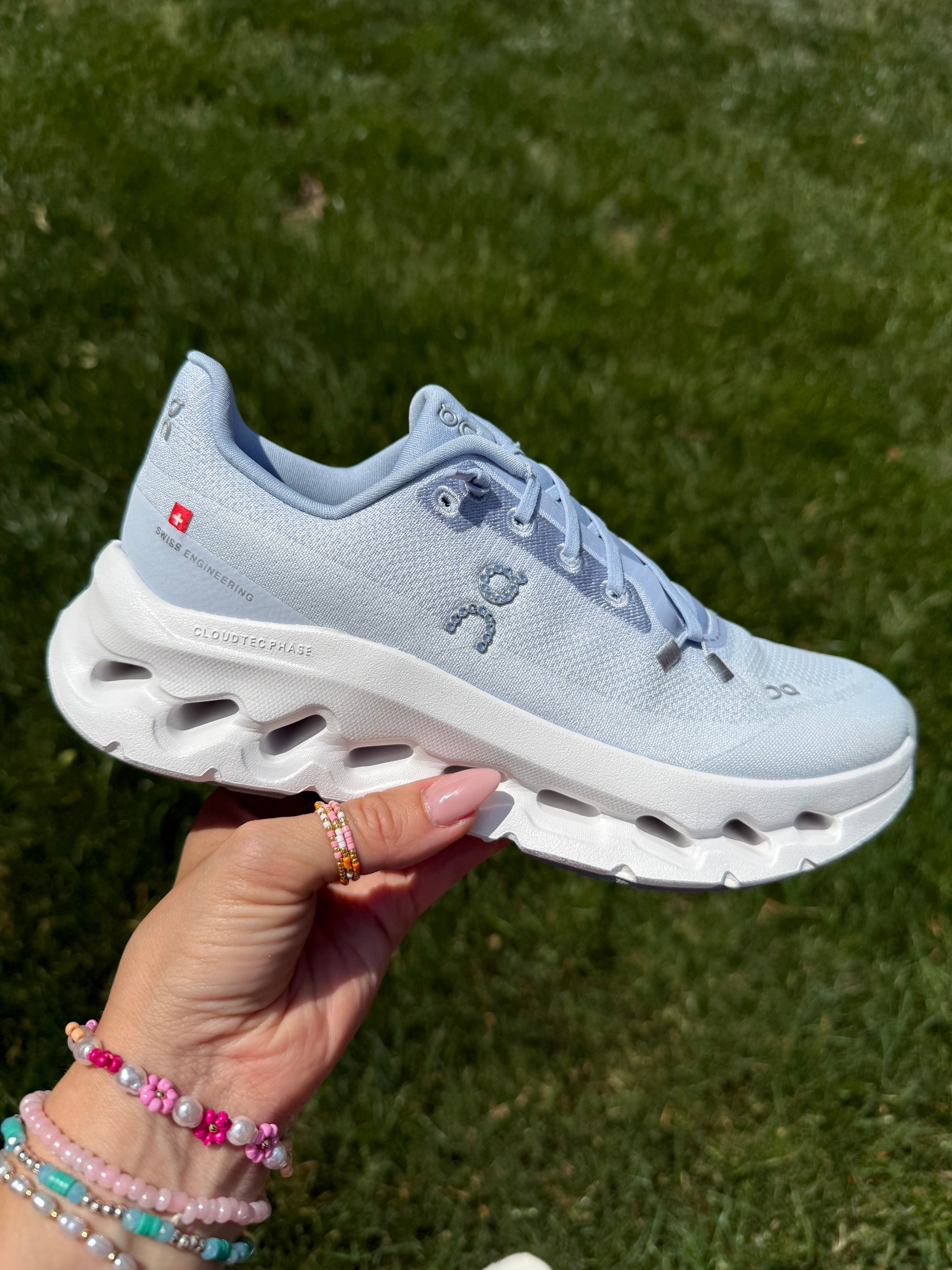 Light Blue Ombre Swarovski ON Cloudtilt Running Shoes