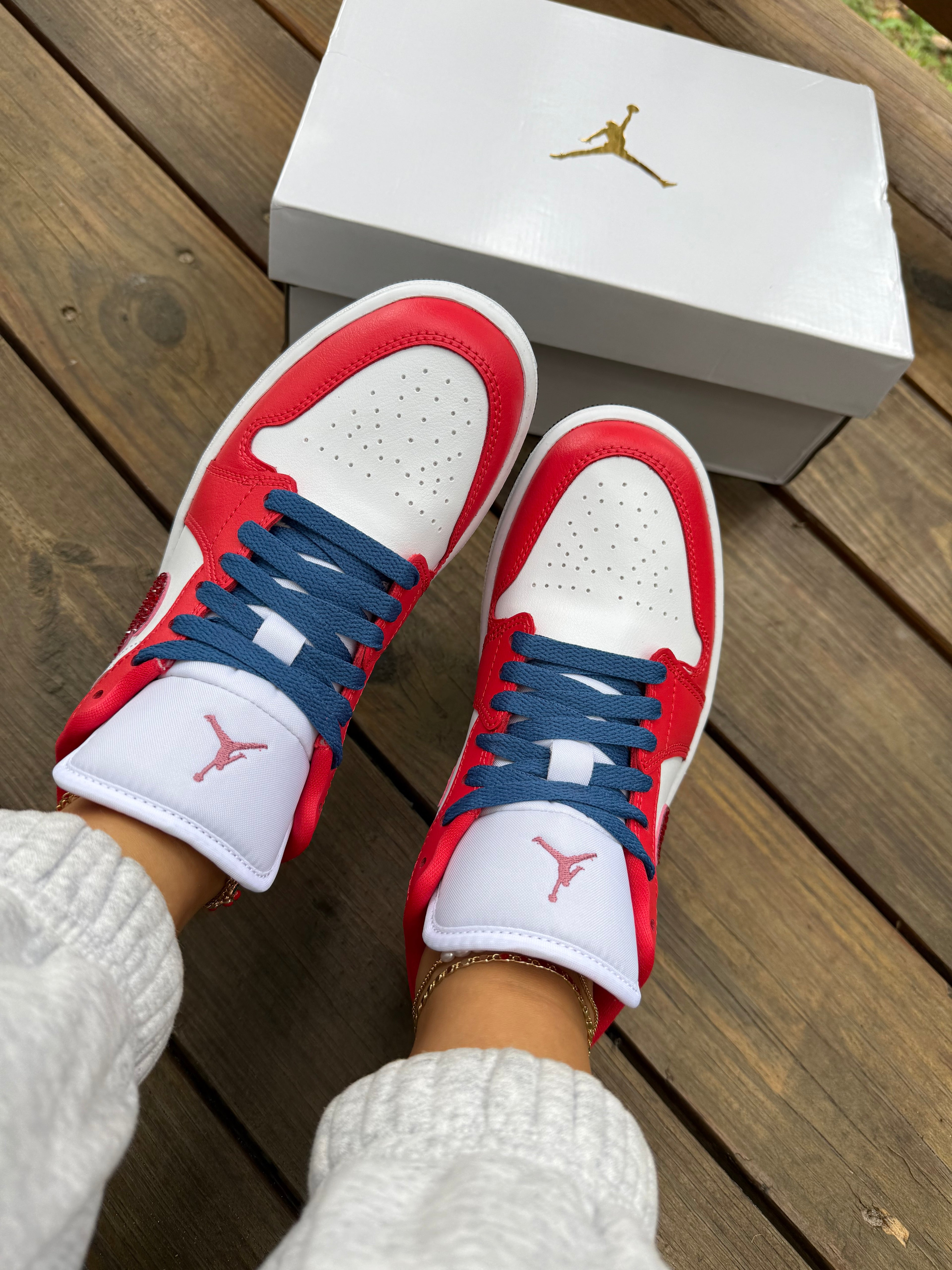 Americana Swarovski Women’s Air Jordan 1 Low Shoes