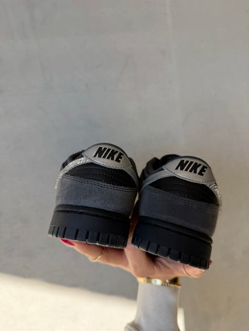 SIZE 7 Black Swarovski Womens Nike Dunk Shoes