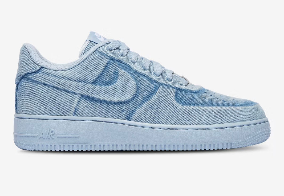 Pre-Order White Roses Swarovski Nike Air Force
