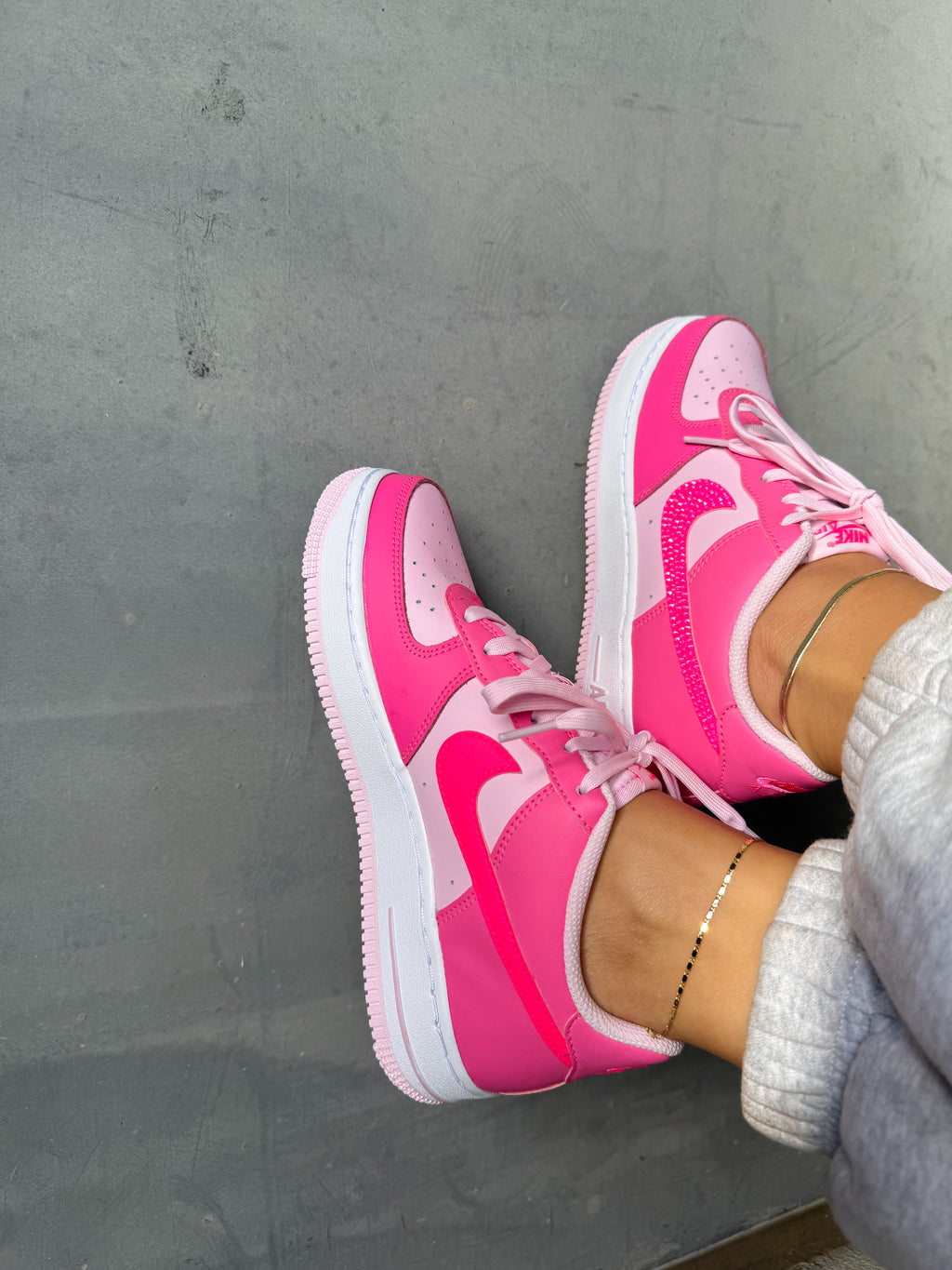 Zapatillas bajas Air Force 1 de mujer Swarovski en rosa chicle