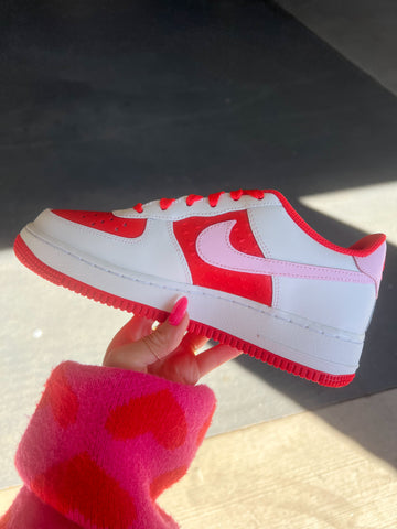 Valentine’s Edition Swarovski Women’s Air Force 1 Low Shoes