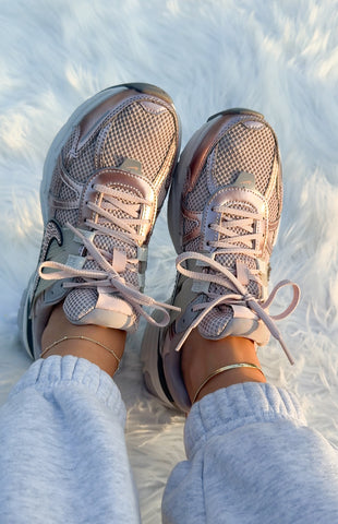 ✨NEW✨ Rose Gold Swarovski Womens Nike Shoes