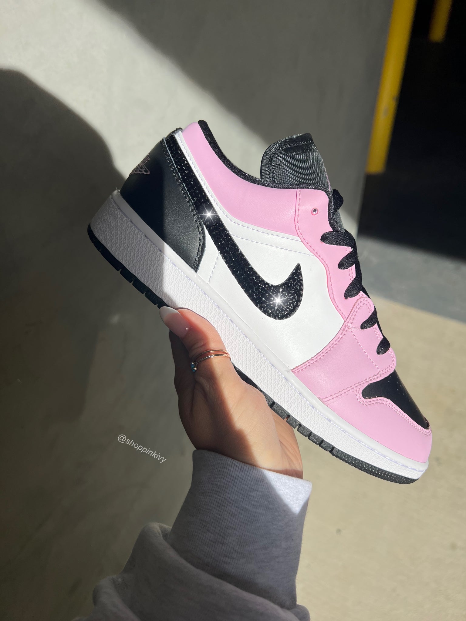 Rare Icy Pink Swarovski Women s Air Jordan 1 Low Shoes Women s 5 Outer Logos Silver