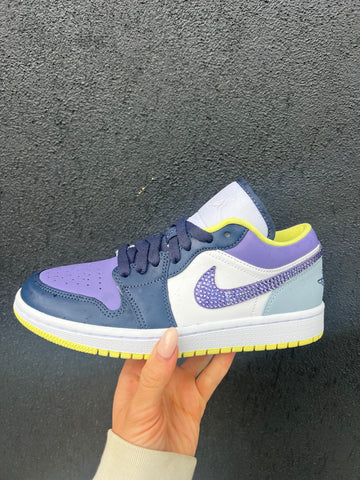 Rare Mismatch Swarovski Women’s Air Jordan Retro 1 Low Shoes