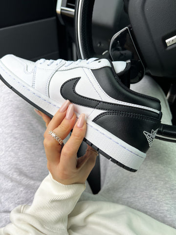 Zapatos Air Jordan 1 Low de mujer Swarovski en blanco y negro