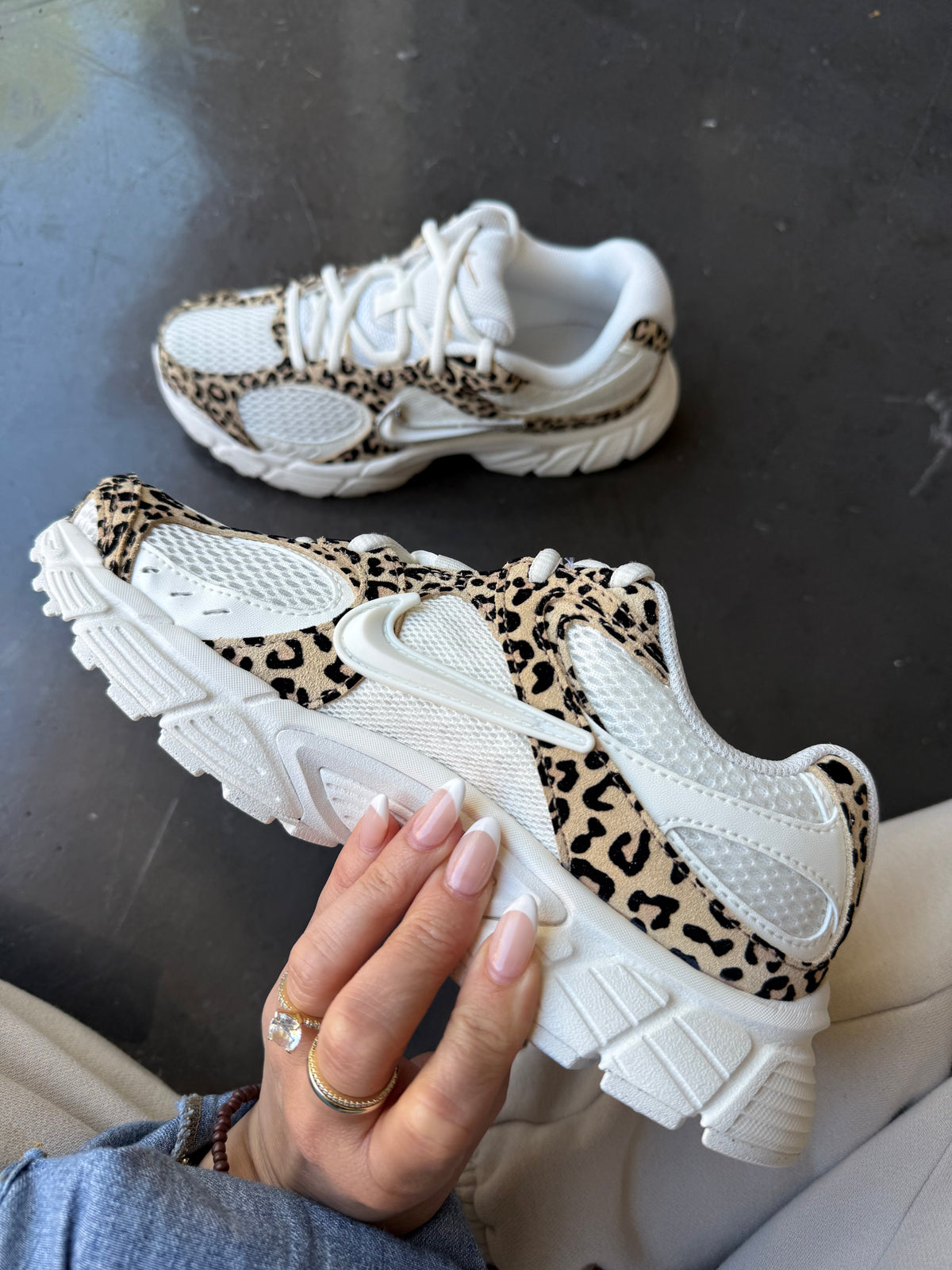 Zapatillas Nike Swarovski Leopardo Blanco para Mujer