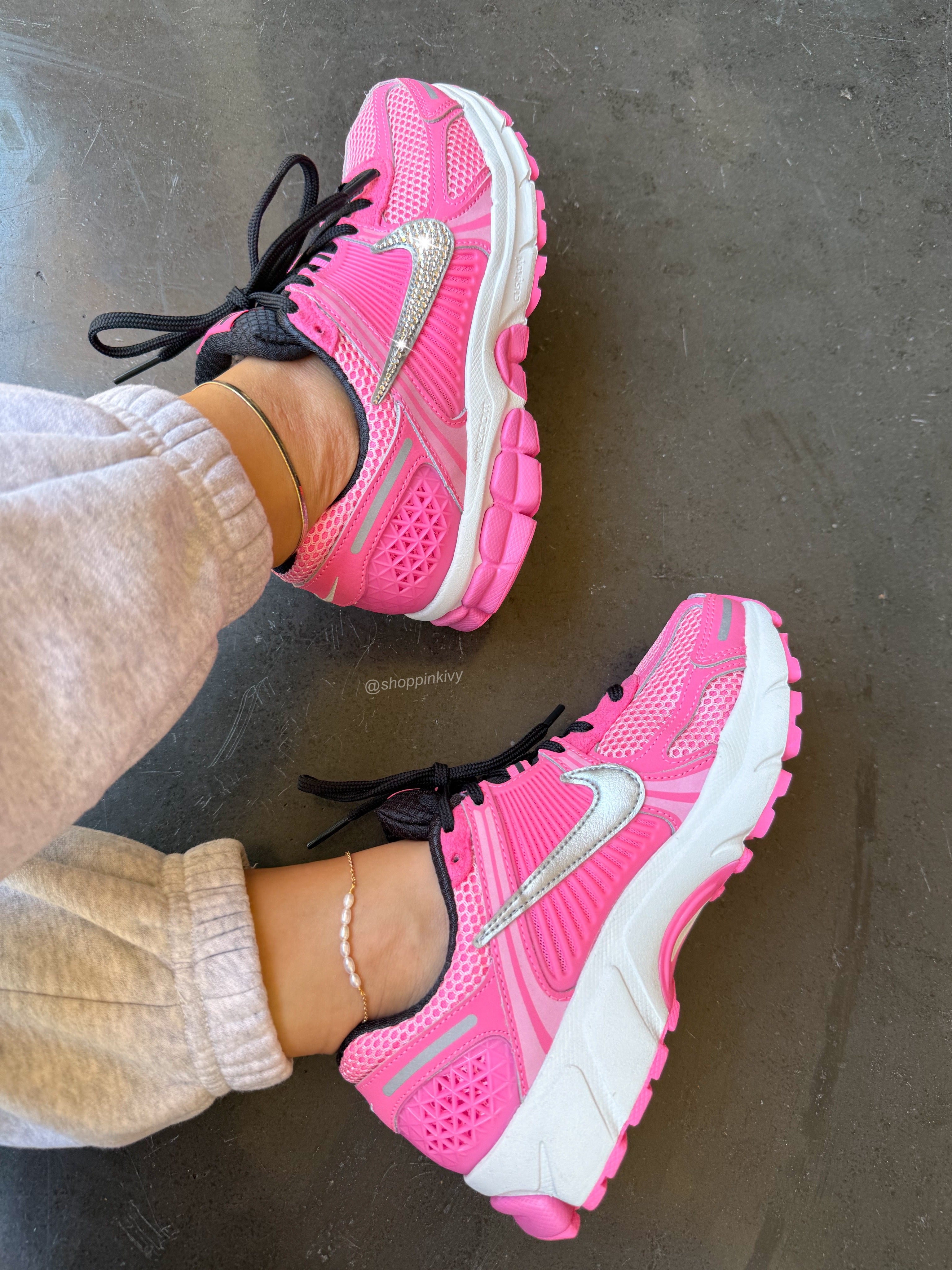 Bubblegum Pink Swarovski Women Nike Vomero 5