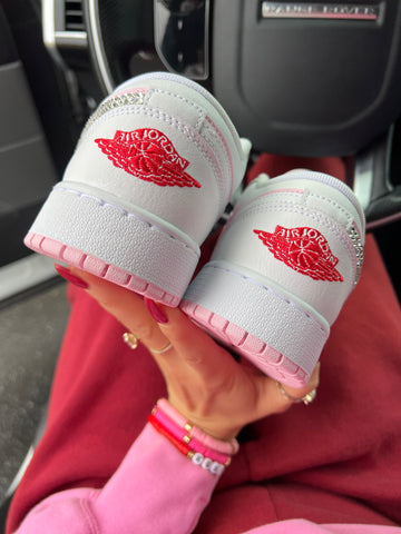 NEW 2025 Valentine’s ❤️ Edition Swarovski Women’s Air Jordan 1 Low Shoes