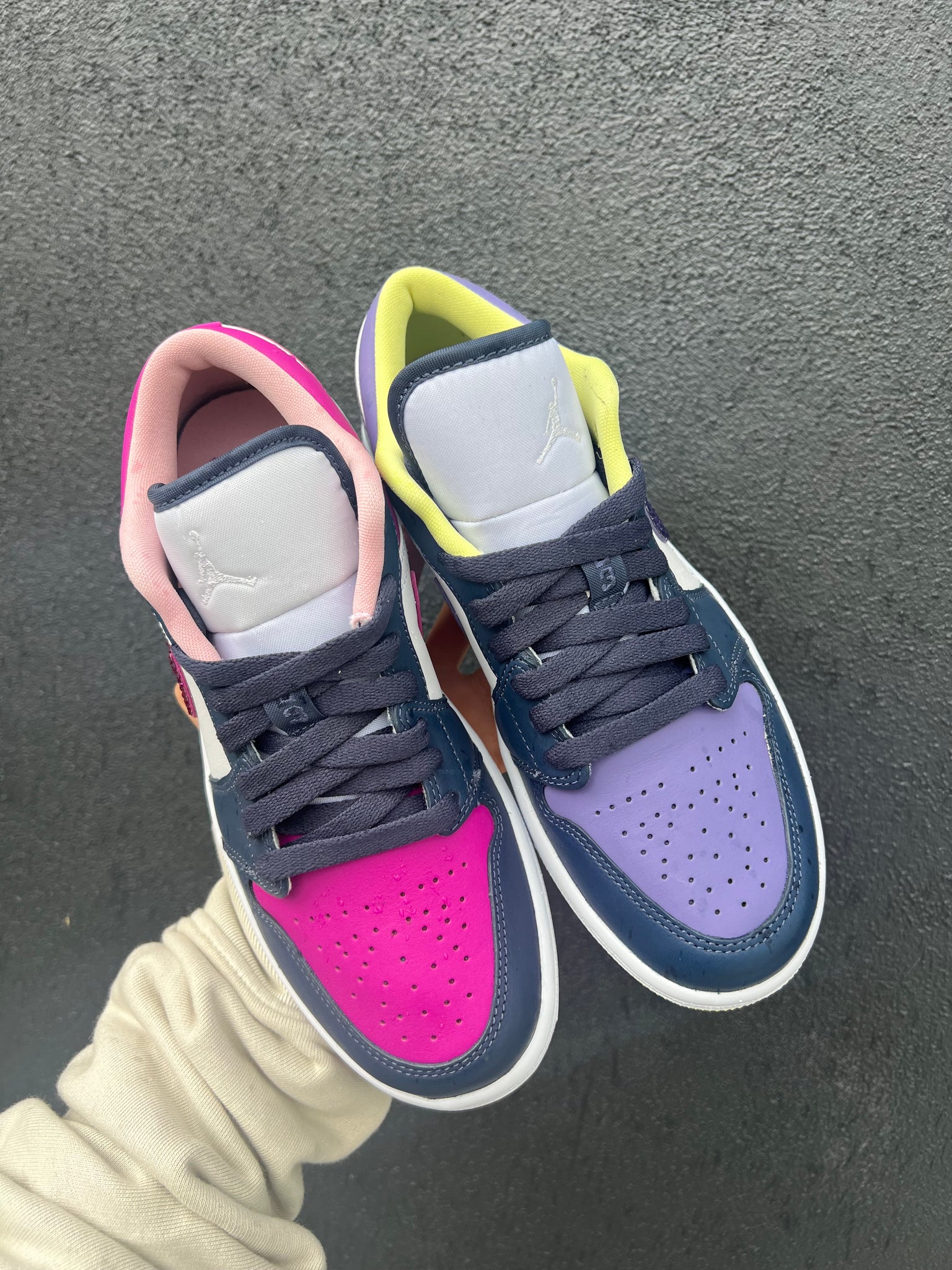 Rare Mismatch Swarovski Women’s Air Jordan Retro 1 Low Shoes