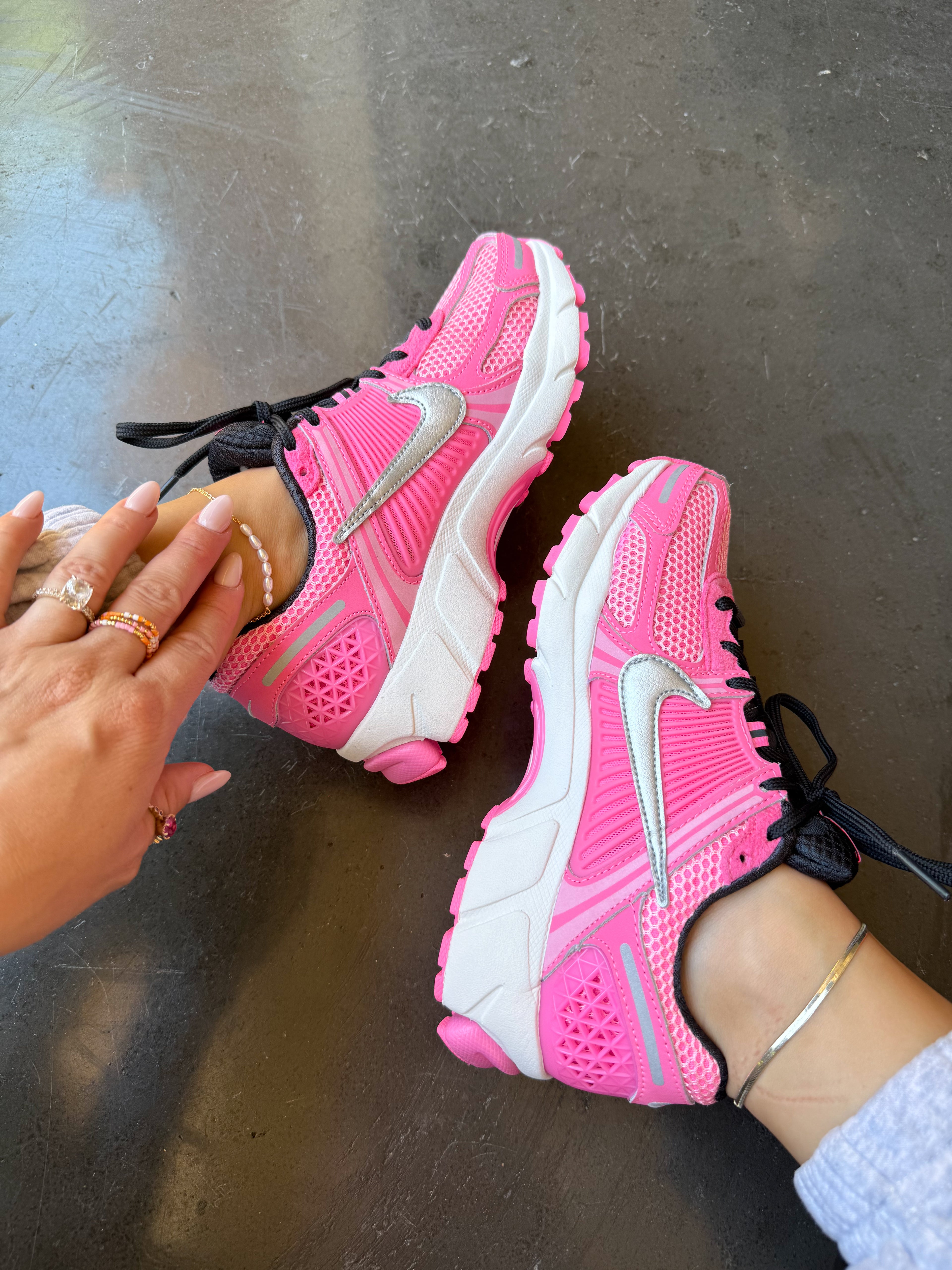 Bubblegum Pink Swarovski Women Nike Vomero 5