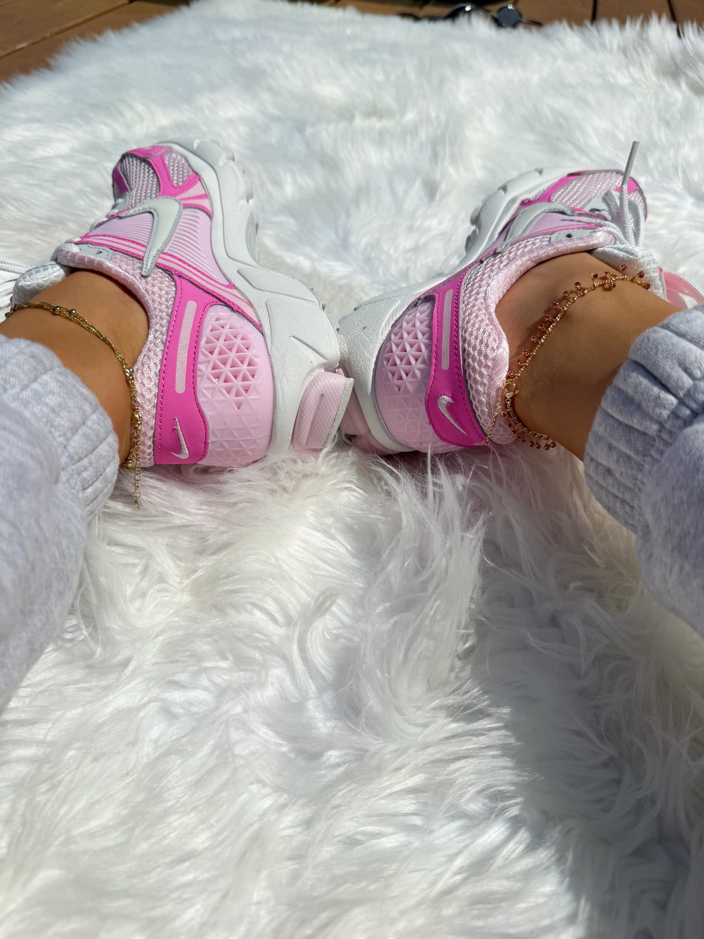 Bubblegum Hot Pink Swarovski Women Nike Vomero 5