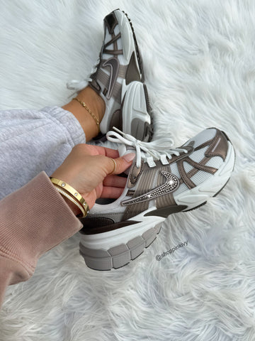 ✨NEW✨ Fall🍂Brown Swarovski Womens Nike Shoes