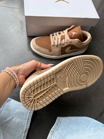NEW Fall Tan Swarovski Women’s Air Jordan 1 Low Shoes