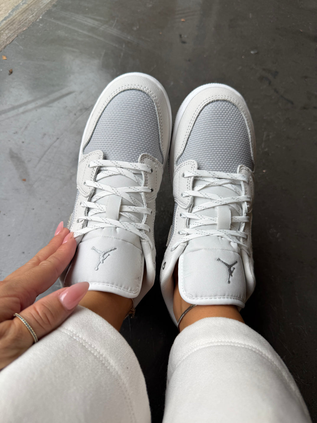 NEW Neutral Fall Swarovski Women’s Air Jordan 1 Low Shoes