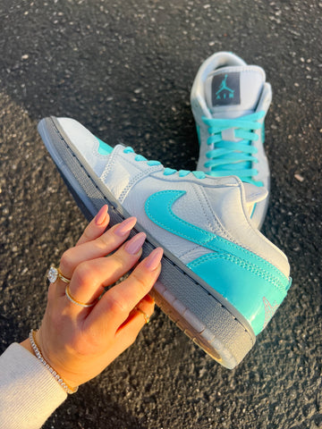 Aqua Polaroid Swarovski Women’s Air Jordan Retro 1 Low Shoes