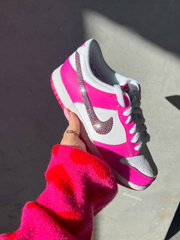Zapatos Nike Dunk Swarovski para mujer de color rosa fuerte