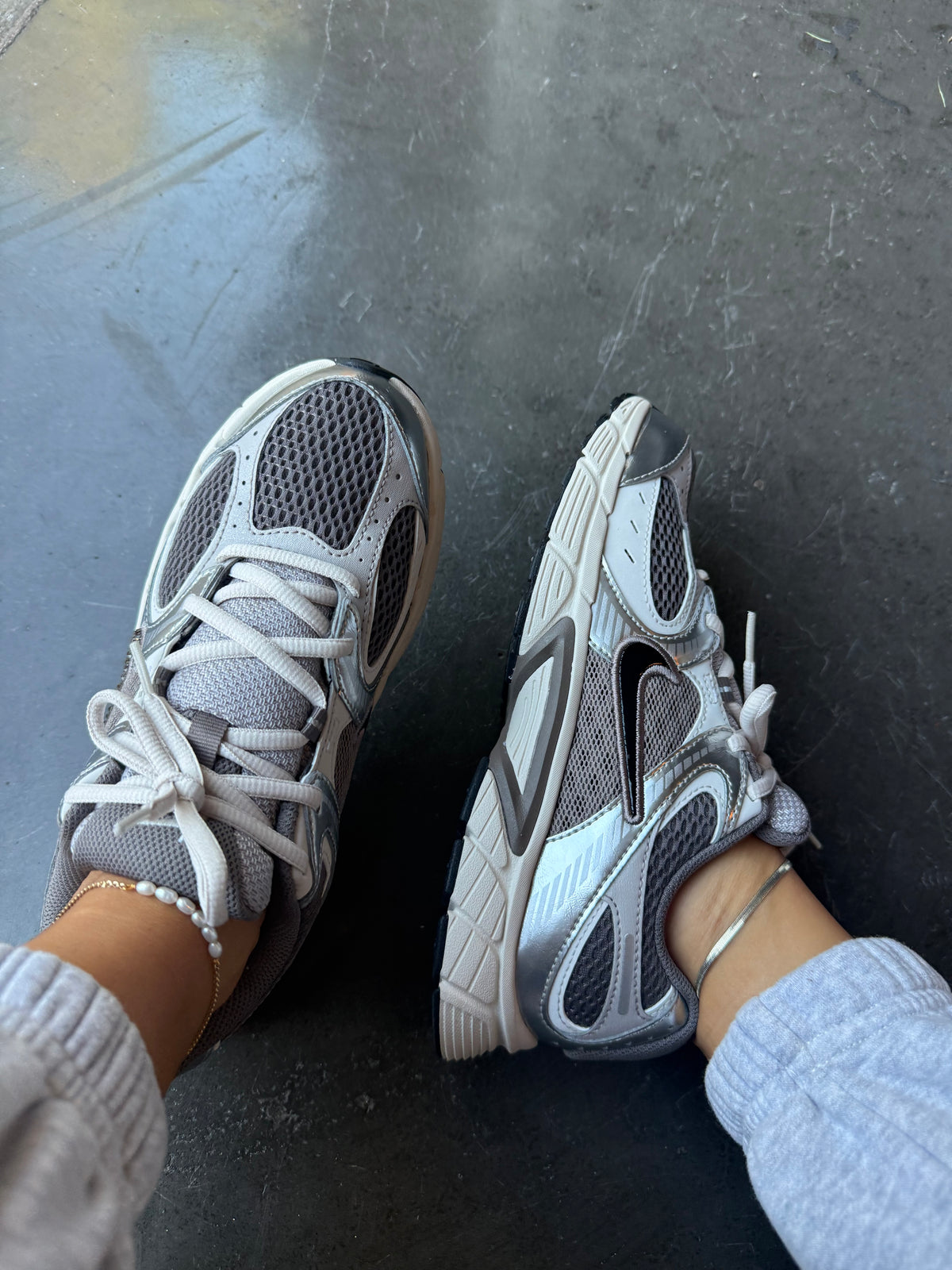 NEW Greige Metallic Swarovski Womens Nike Shoes