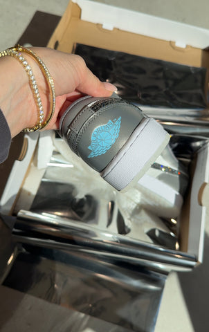 Special Edition Metallic Swarovski Women’s Air Jordan 1 Low Shoes