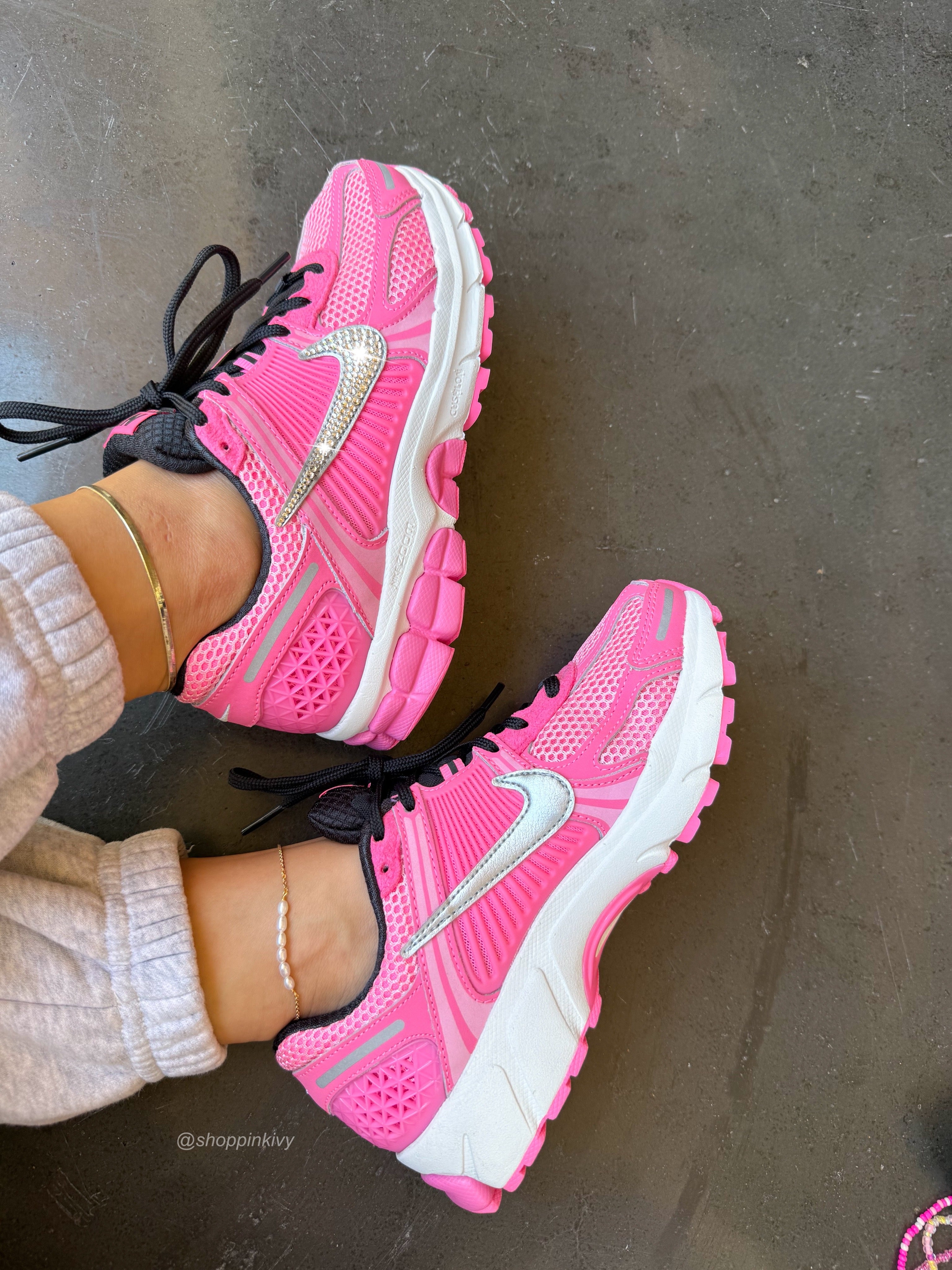 Bubblegum Pink Swarovski Women Nike Vomero 5