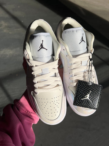 Special Edition Swarovski Women’s Air Jordan 1 Low Shoes