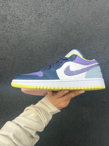Rare Mismatch Swarovski Women’s Air Jordan Retro 1 Low Shoes