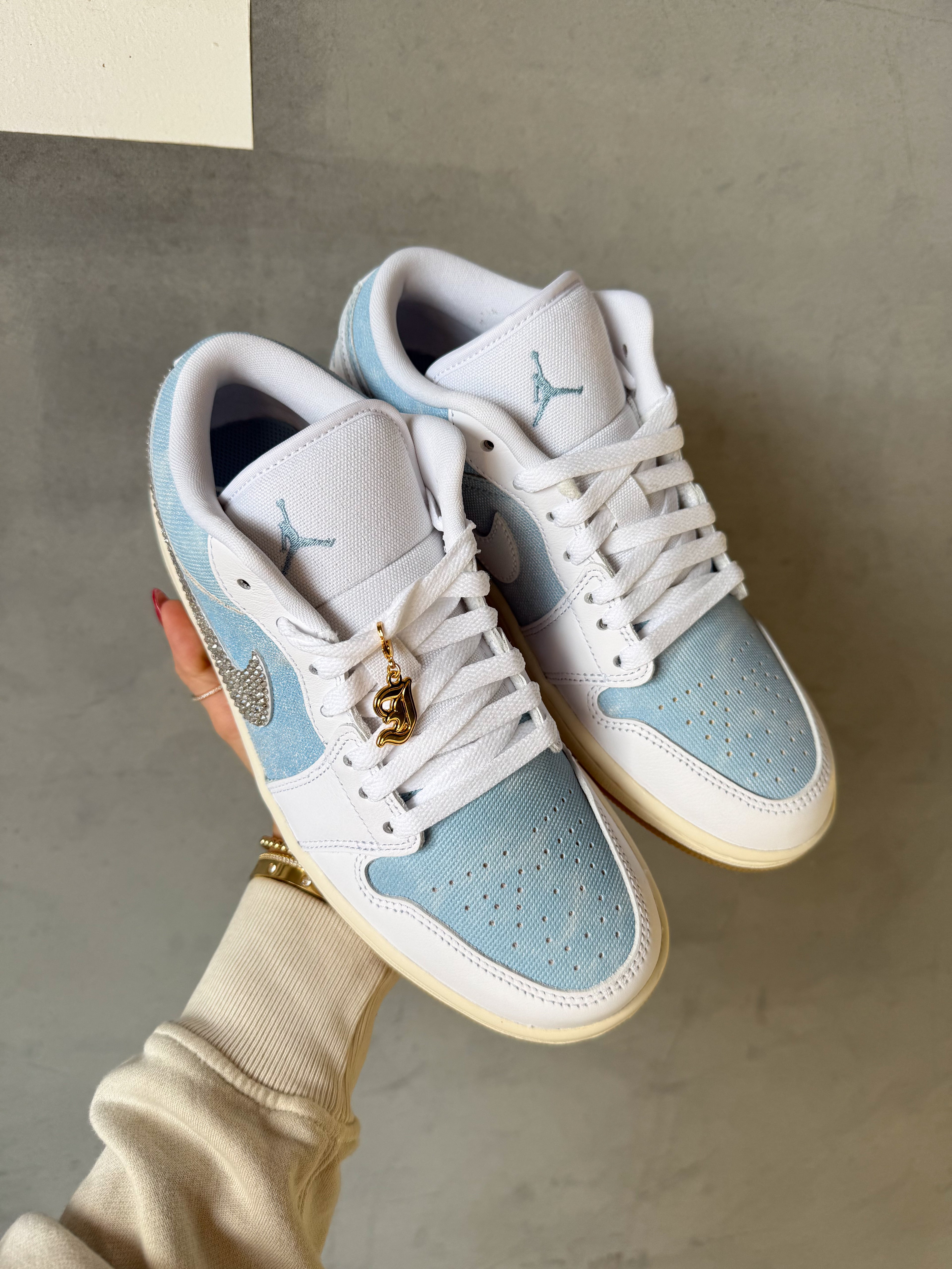 Zapatillas Air Jordan 1 Low para Mujer Edición Especial Denim Swarovski