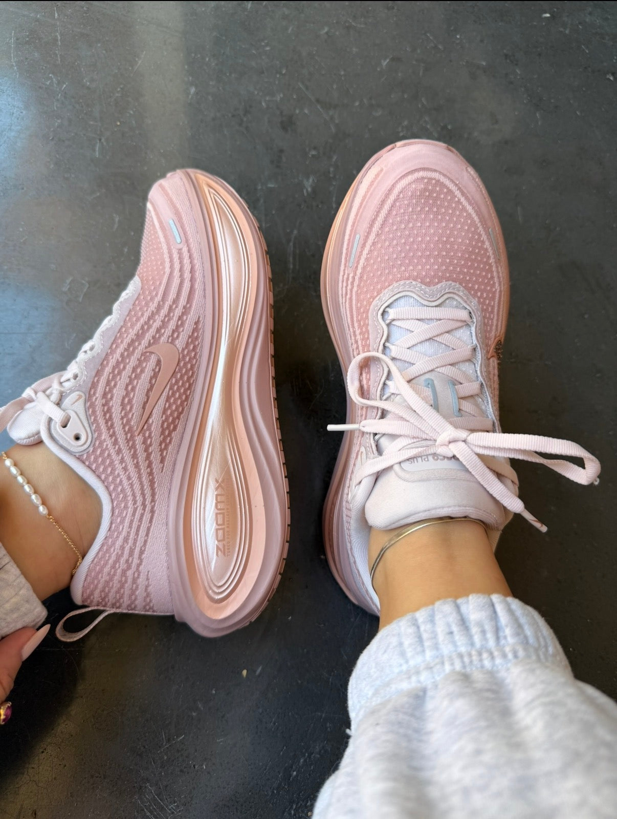 NEW Rose Gold Swarovski Womens Nike Zoom Shoes