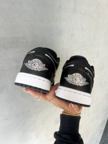 Brand New Metallic Swarovski Women’s Air Jordan 1 Low Shoes