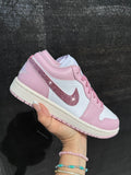 Zapatillas de mujer Air Jordan Retro 1 Low de mujer con Swarovski y rosa