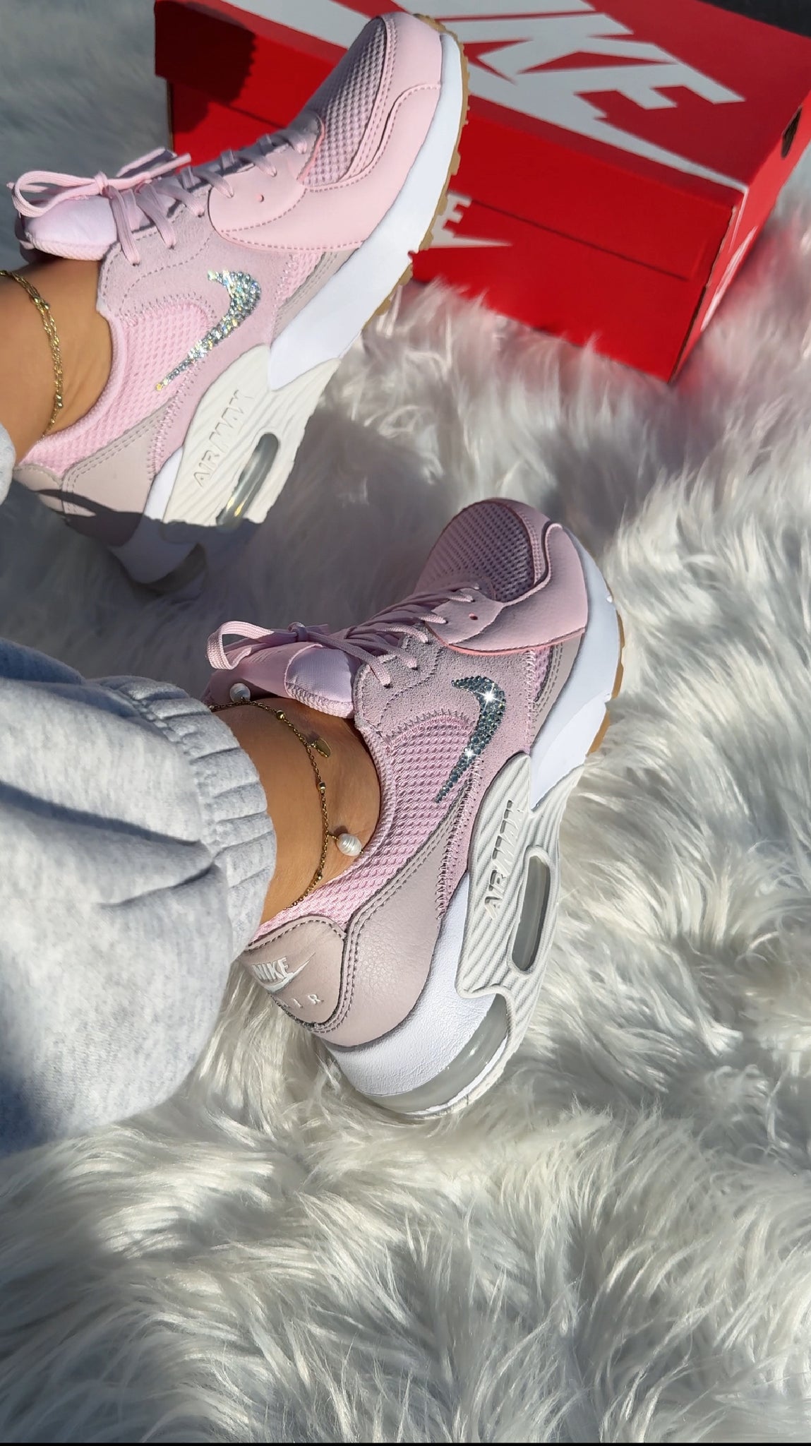 ✨NEW✨Baby Pink Nike Swarovski Womens Nike Air Max