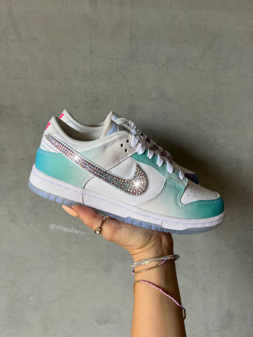 Raros zapatos Nike Dunk Ombré Swarovski para mujer