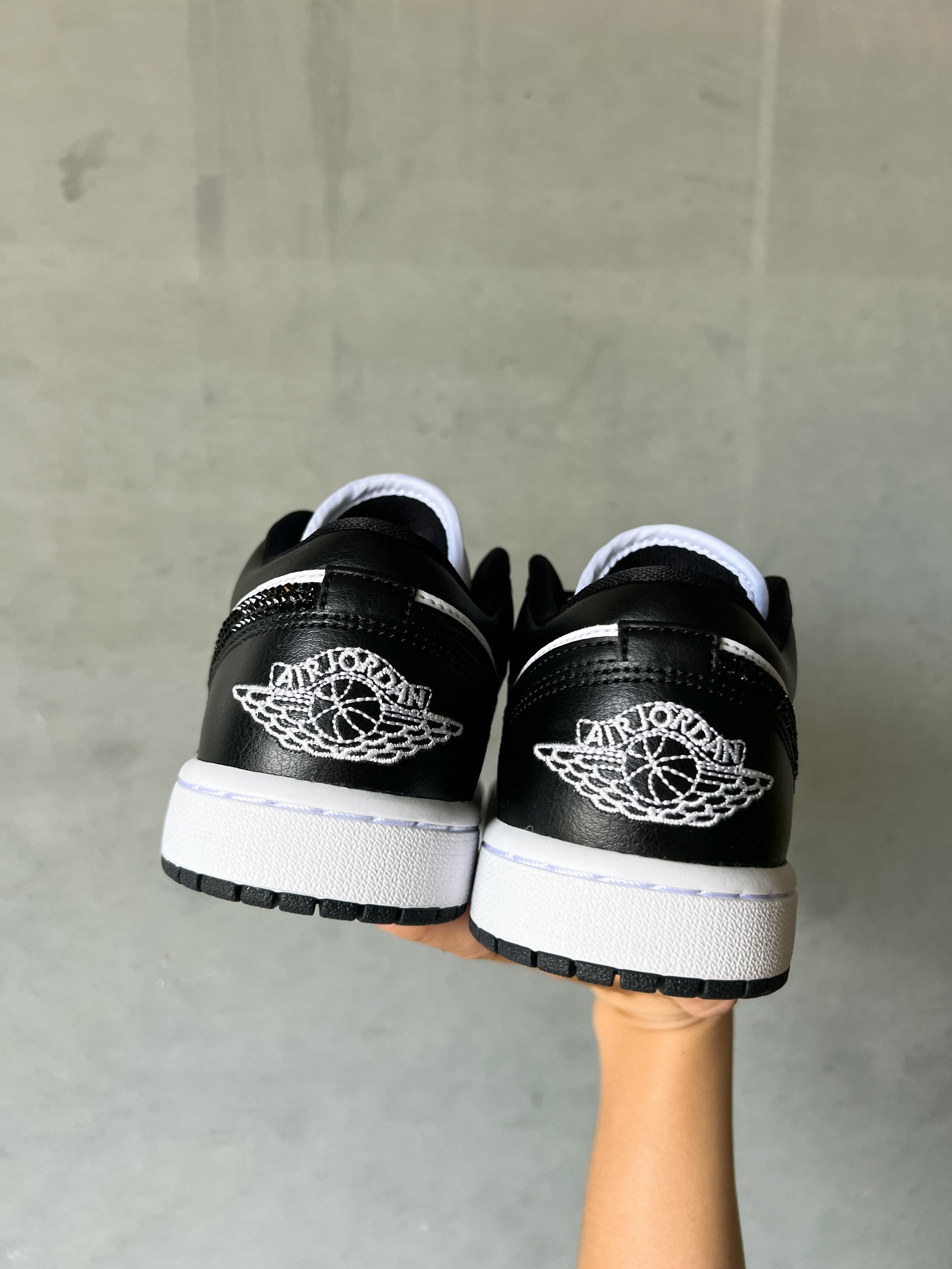 Zapatillas Air Jordan 1 Low para mujer Swarovski Panda